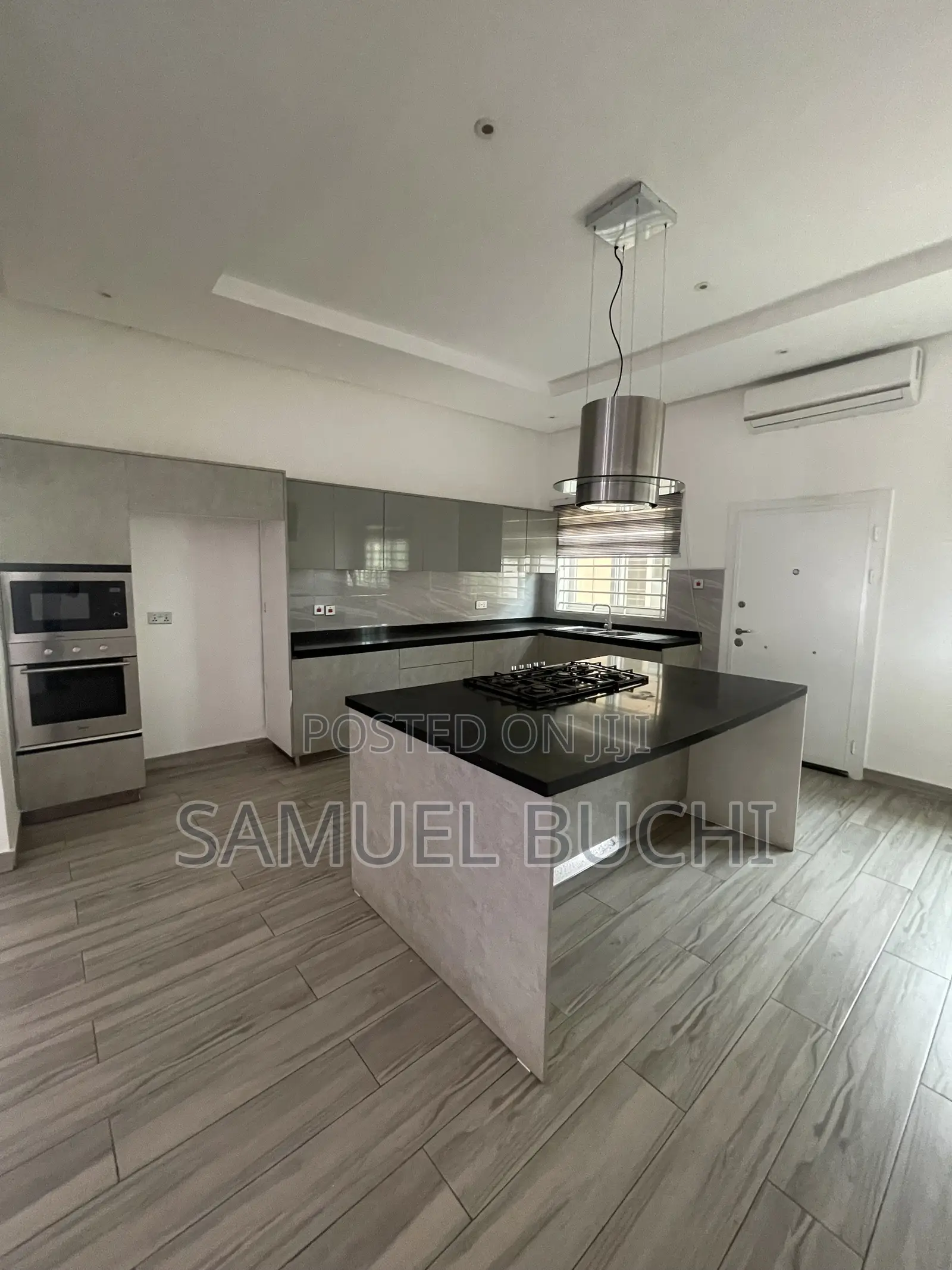 4Bedrooms Mansion for Rent