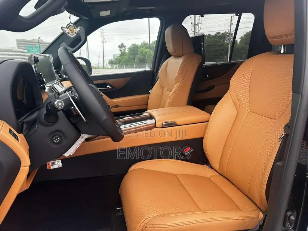 Lexus LX 600 2025 Black
