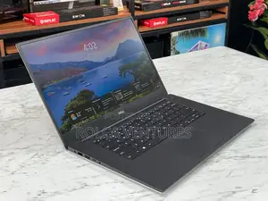 Laptop Dell Precision 5530 16GB Intel Core i7 SSD 512GB