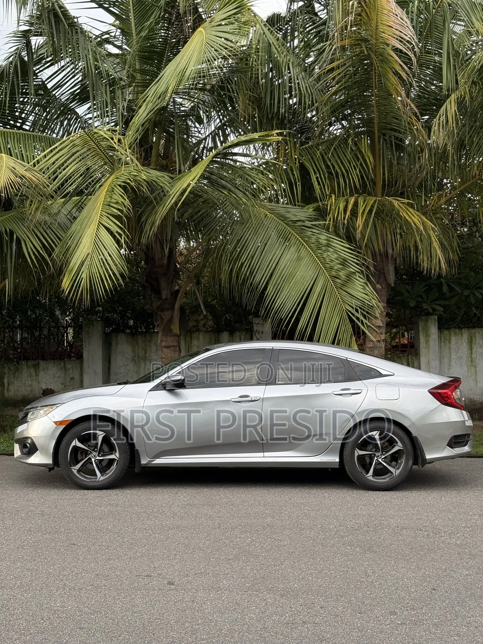Honda Civic EX-T 4dr Sedan (1.5L 4cyl) 2017 Silver