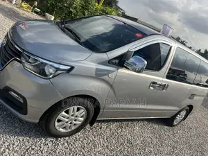 Hyundai Starex 2020 Silver