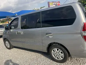 Hyundai Starex 2020 Silver