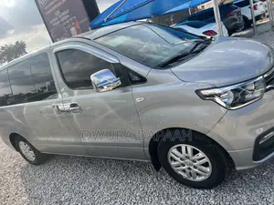 Hyundai Starex 2020 Silver