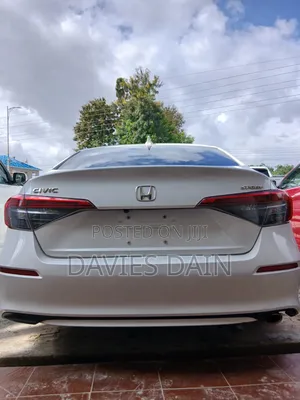 Honda Civic 2022 White