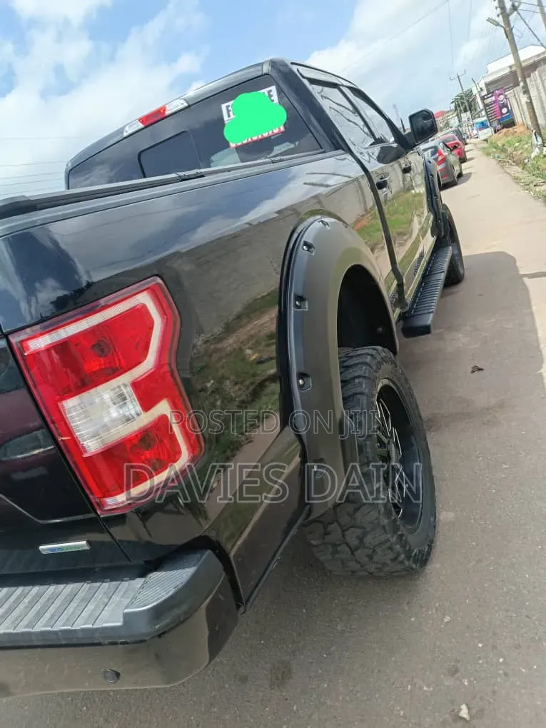 Ford F-150 2020 Black
