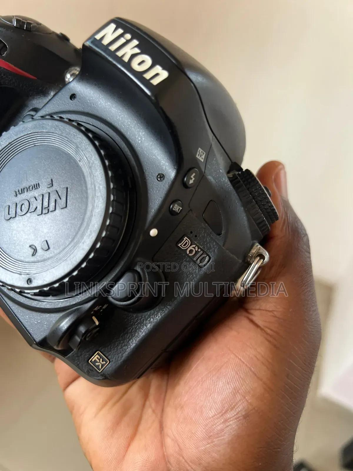 Nikon D610