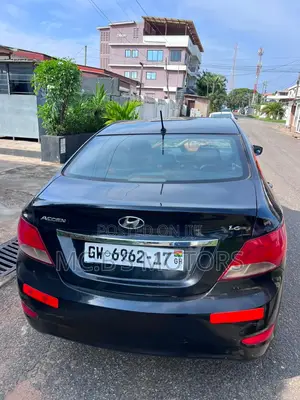 Hyundai Accent 2013 Black