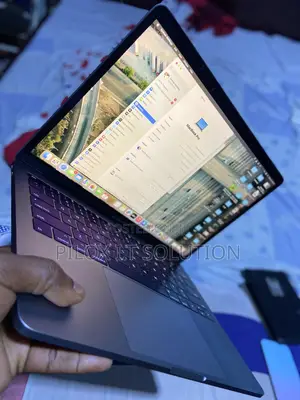 Laptop Apple MacBook Pro 2017 16GB Intel Core i5 SSD 128GB