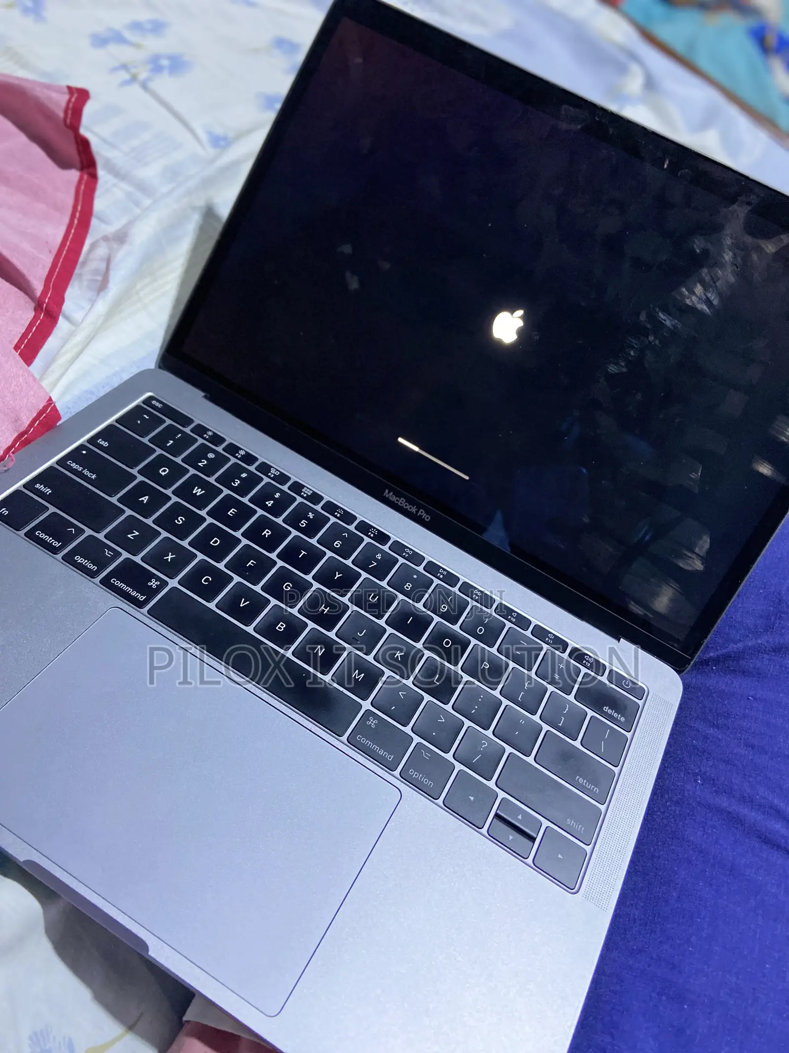 Laptop Apple MacBook Pro 2017 16GB Intel Core i5 SSD 128GB