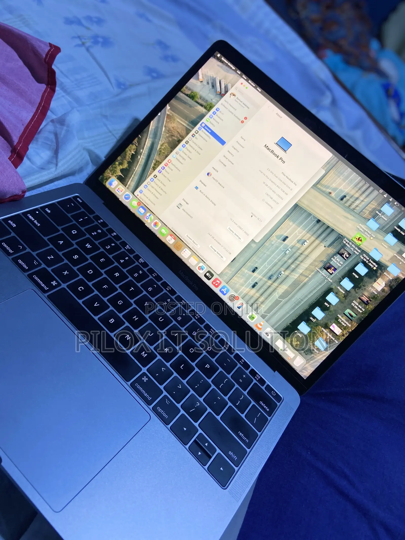 Laptop Apple MacBook Pro 2017 16GB Intel Core i5 SSD 128GB