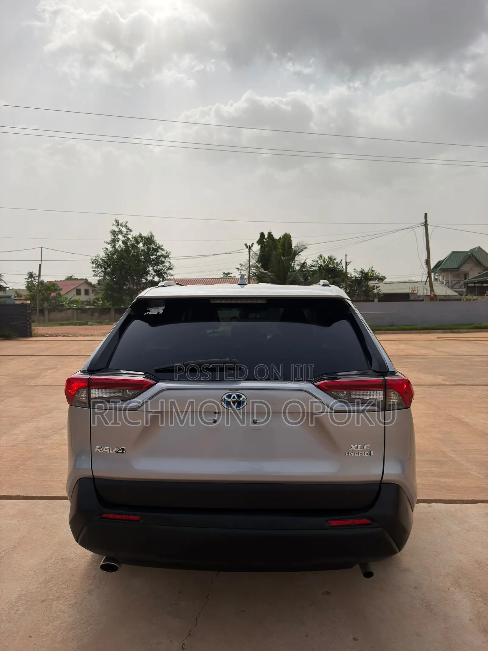 Toyota RAV4 2022 Silver