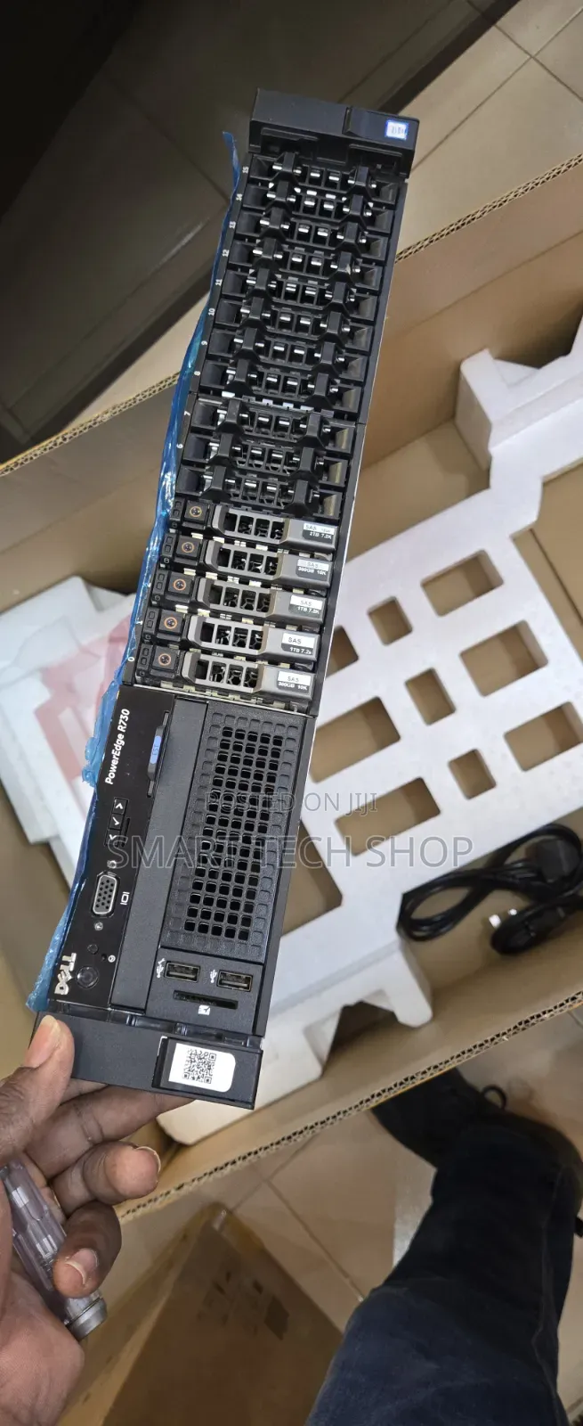 Server Dell PowerEdge R730 128GB Intel Xeon SSHD (Hybrid) 6T