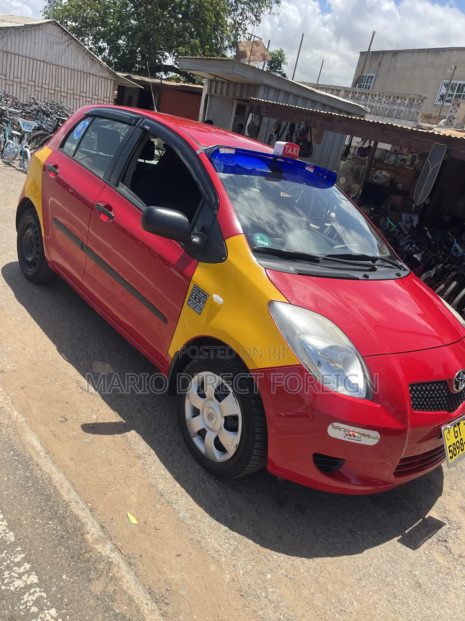 Toyota Yaris 2011 Red