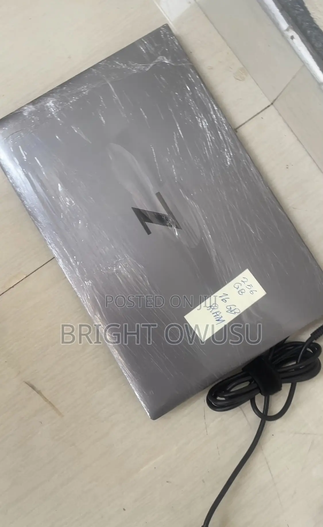Laptop HP ZBook Firefly 14 G11 16GB Intel Core i7 SSD 256GB