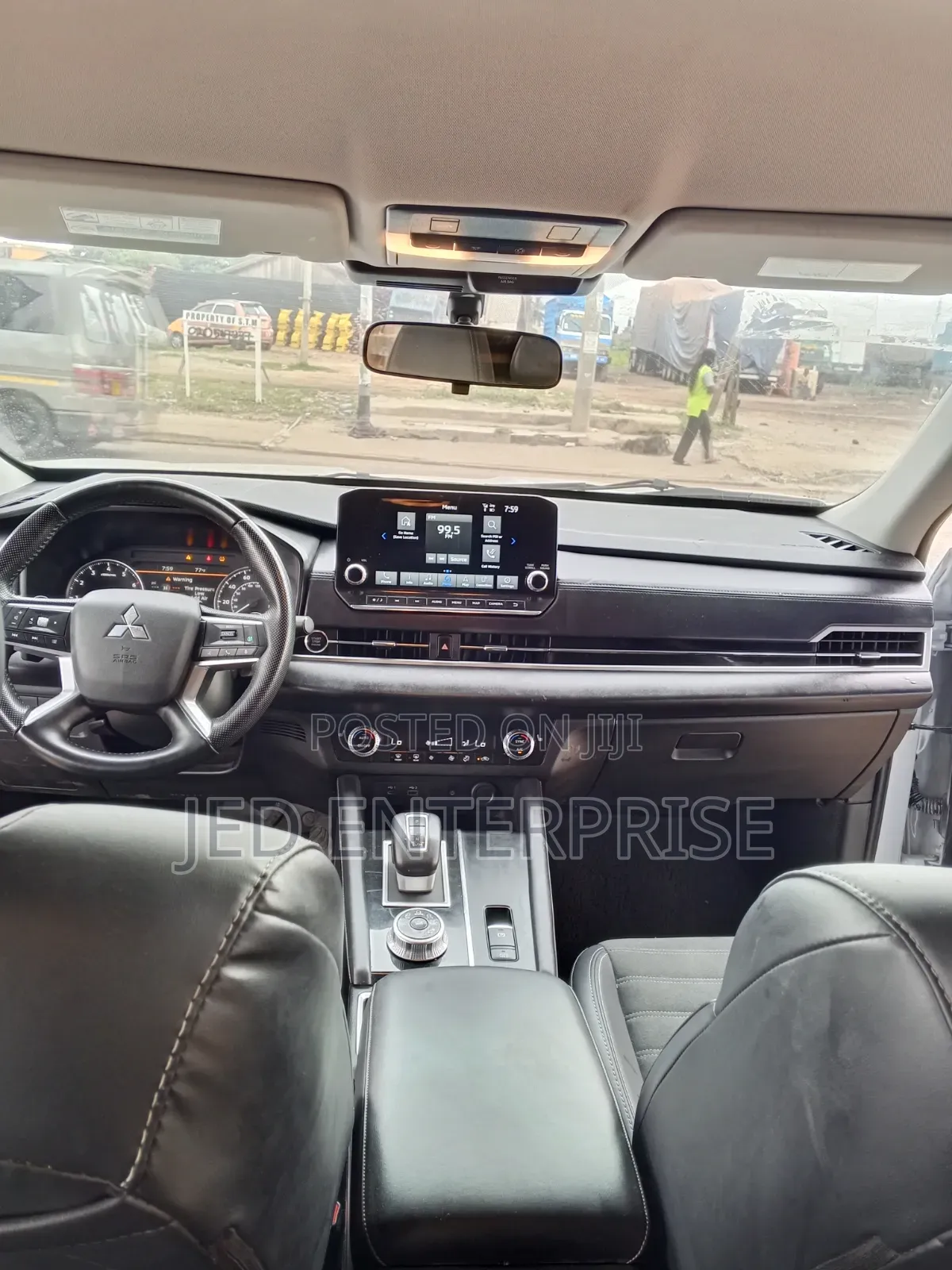 Mitsubishi Outlander 2024 Pearl