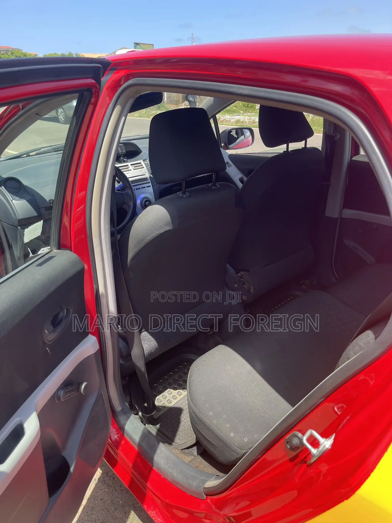 Toyota Yaris 2011 Red