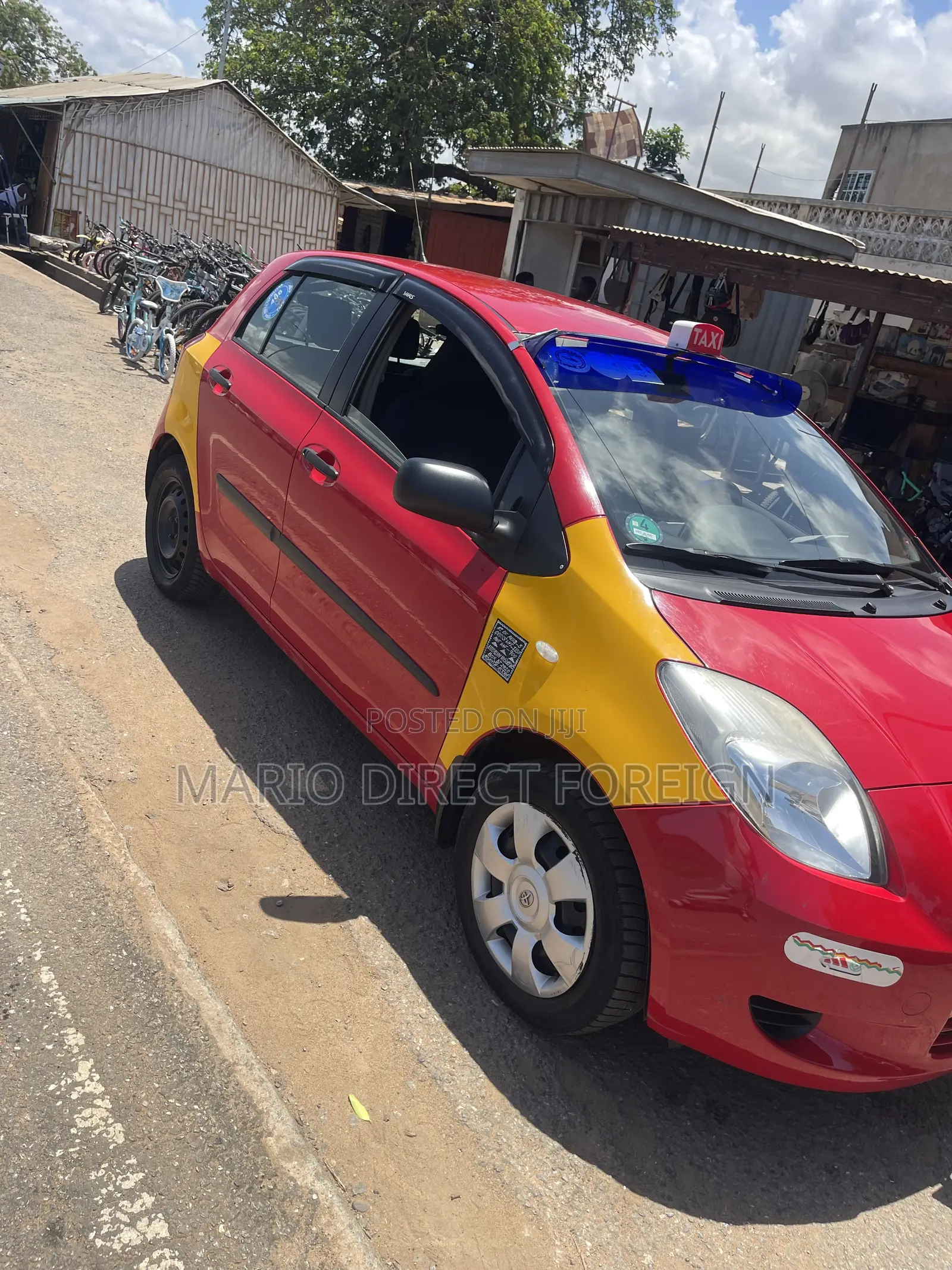 Toyota Yaris 2011 Red