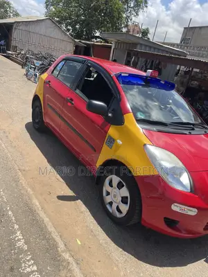 Toyota Yaris 2011 Red