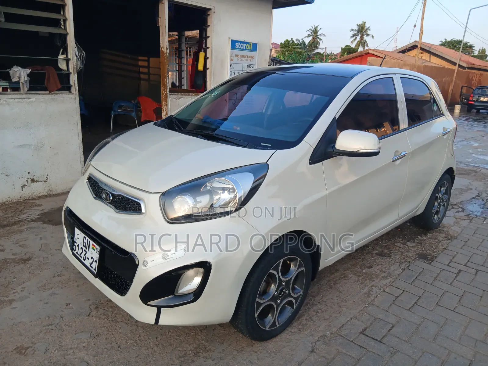 Kia Morning 2012 Off white