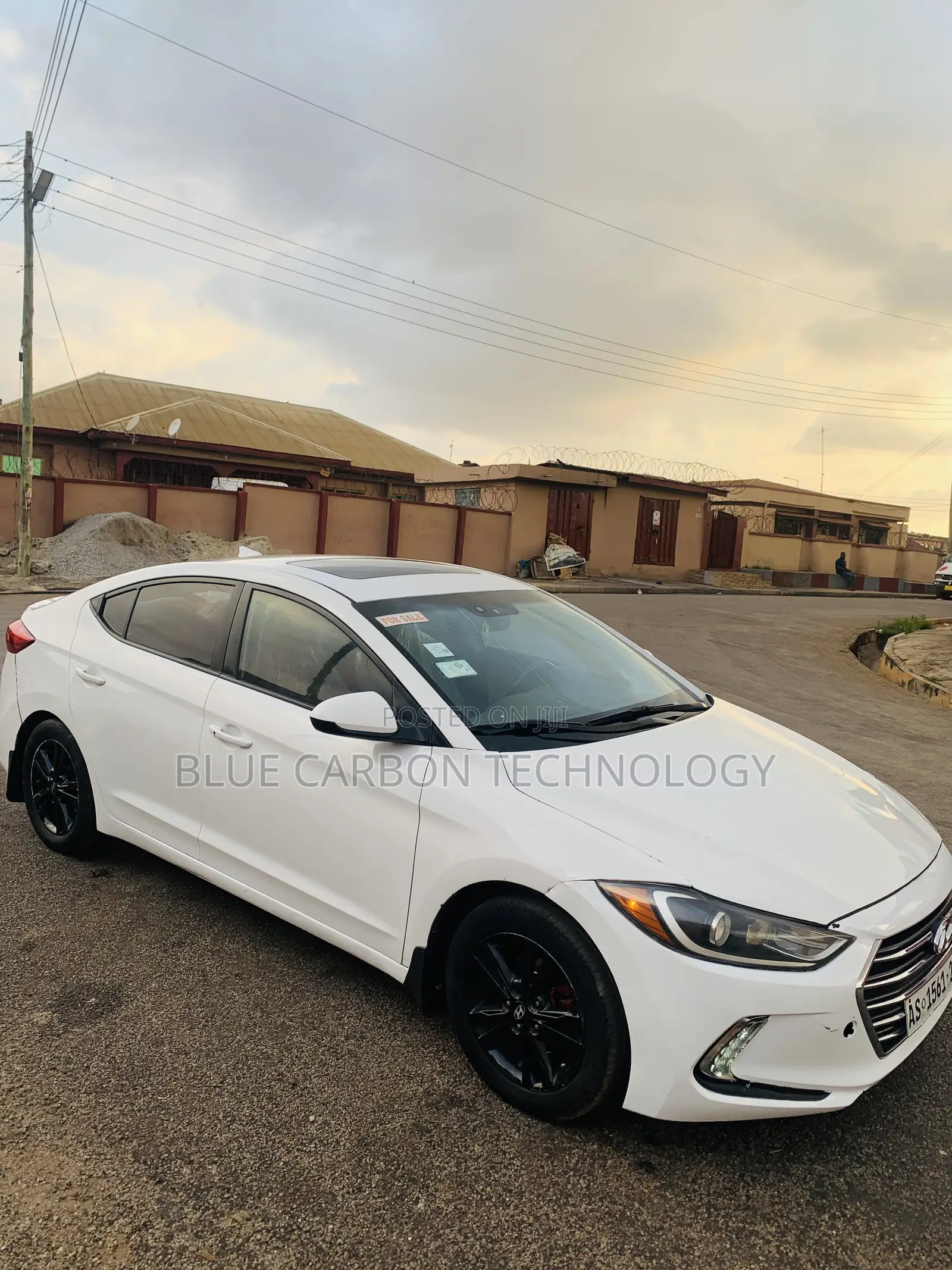 Hyundai Elantra 2018 White