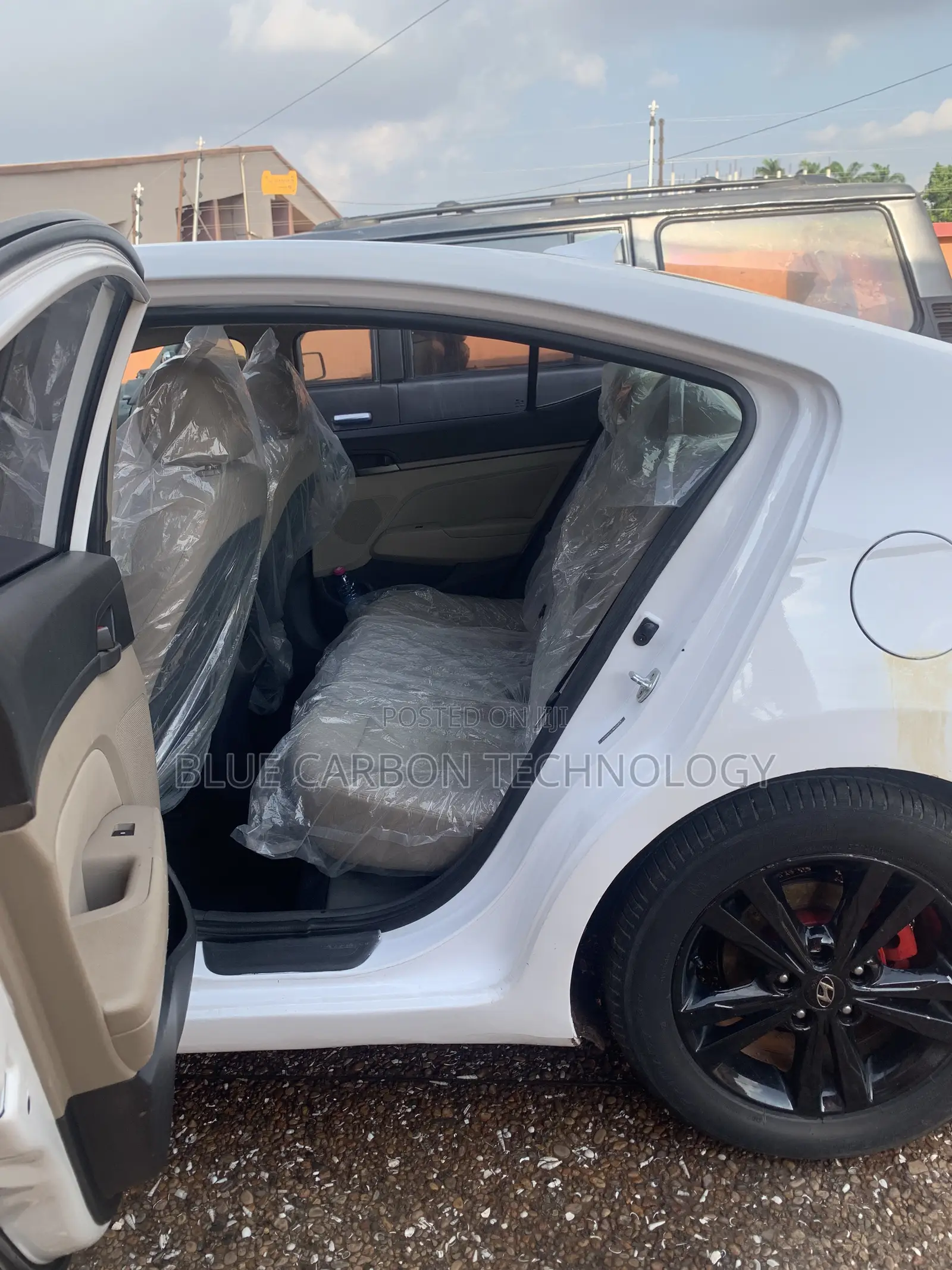 Hyundai Elantra 2018 White
