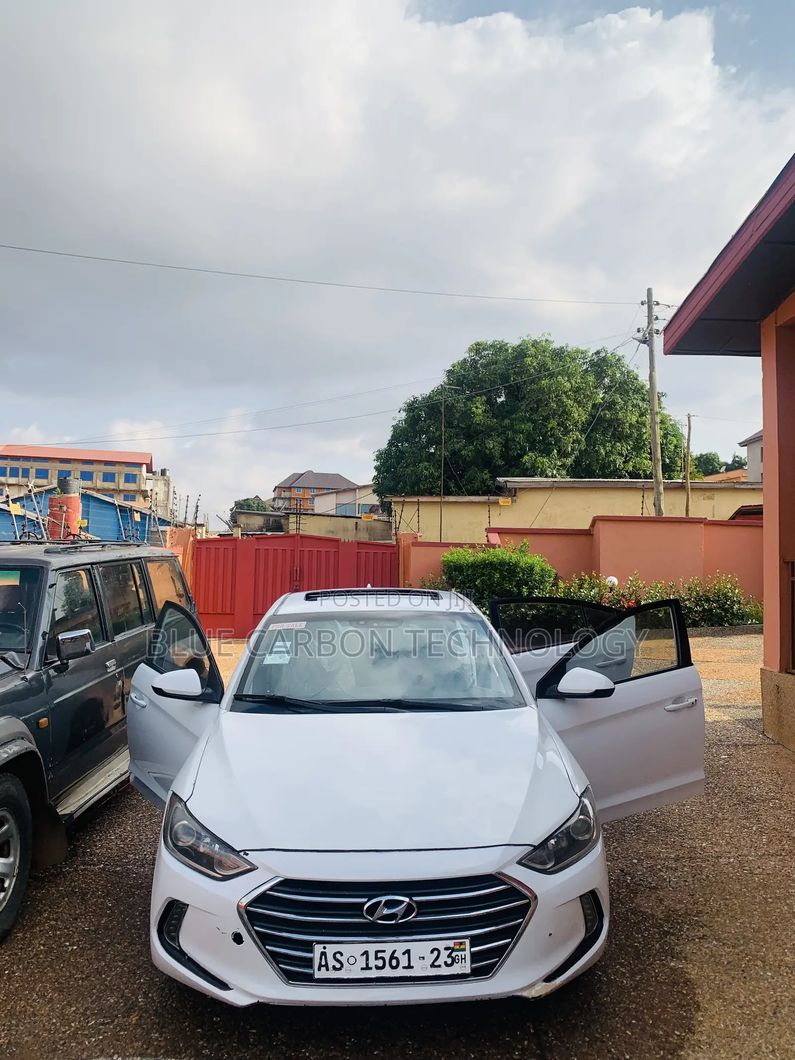 Hyundai Elantra 2018 White