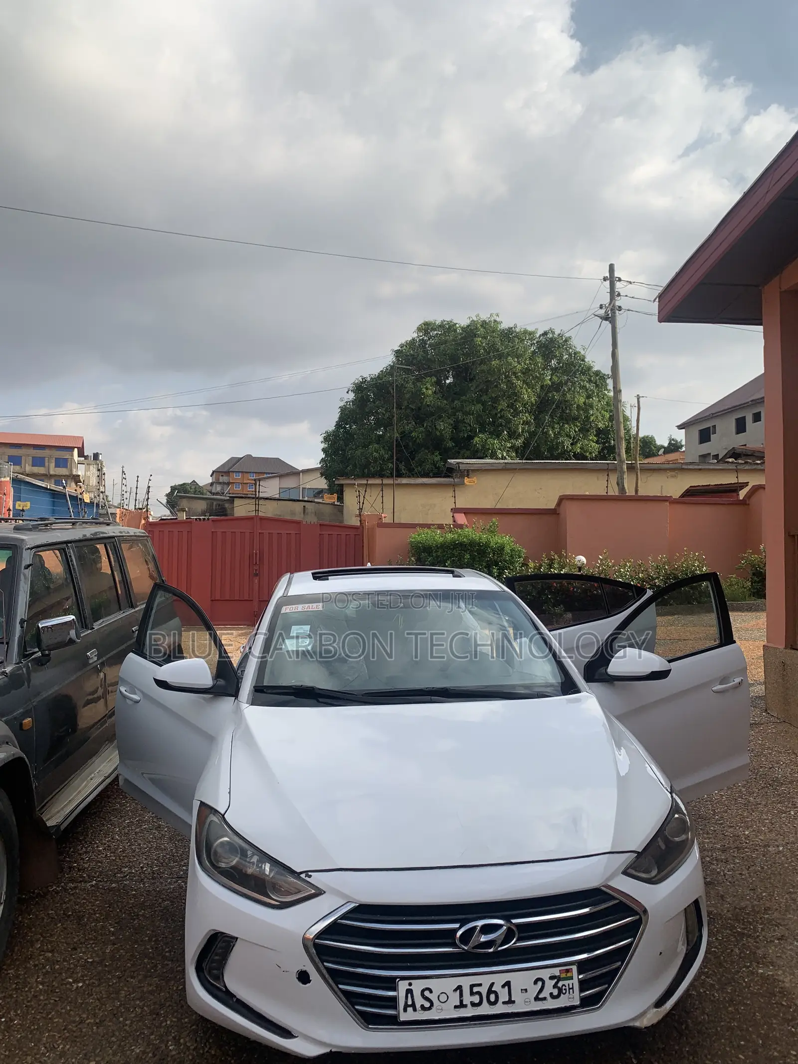 Hyundai Elantra 2018 White