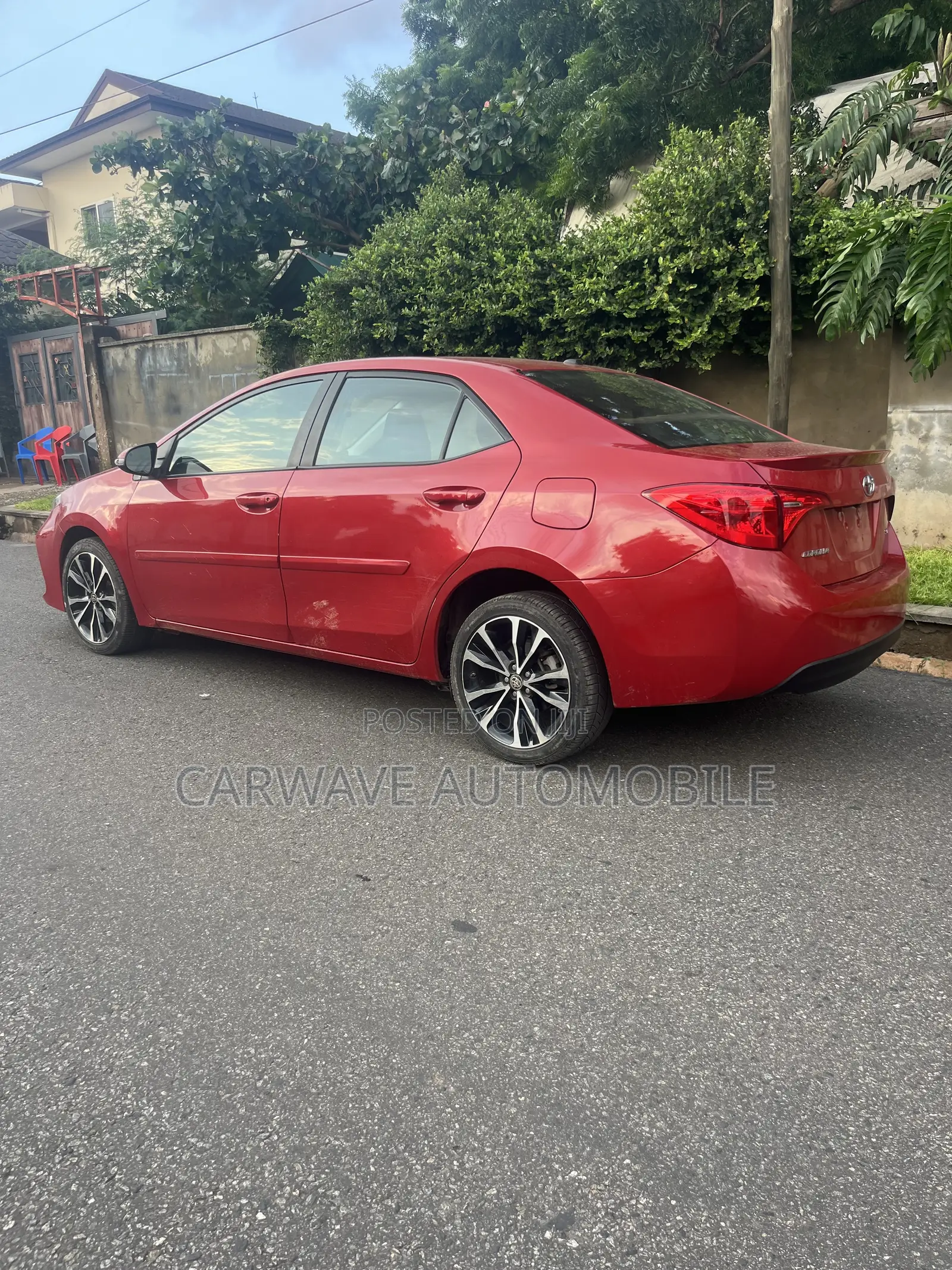 Toyota Corolla SE 4dr Sedan (1.8L 4cyl CVT) 2017 Red