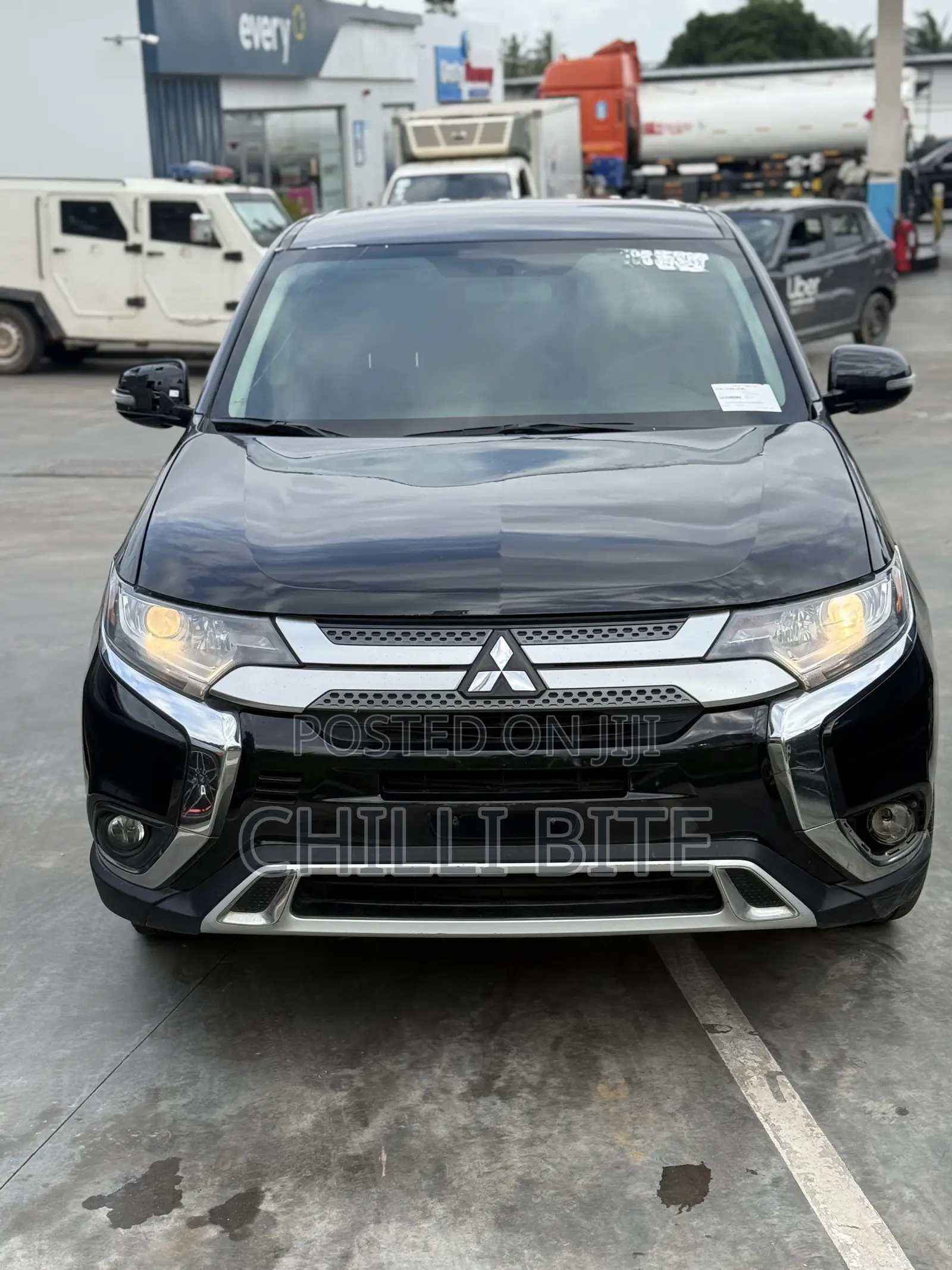 Mitsubishi Outlander SE FWD 2017 Black