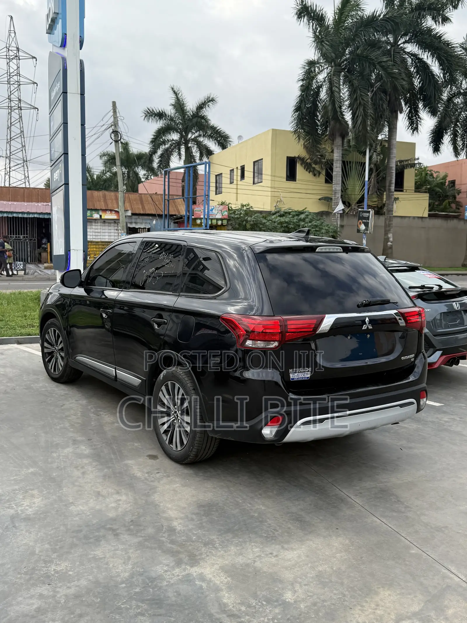 Mitsubishi Outlander SE FWD 2017 Black