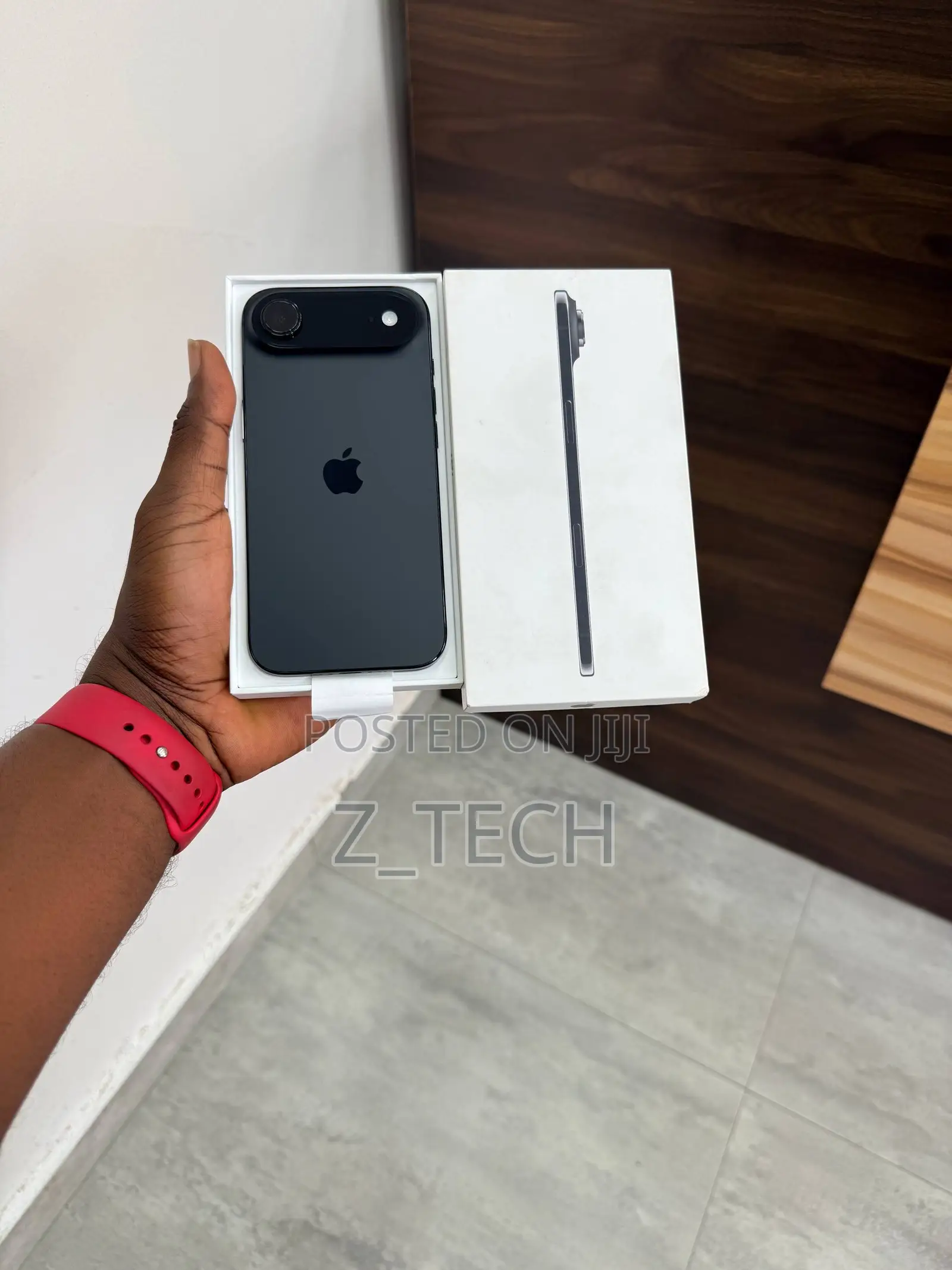 New Apple iPhone Air 256 GB Black
