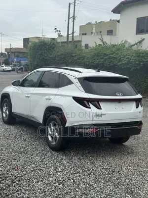 Hyundai Tucson SE 2022 White