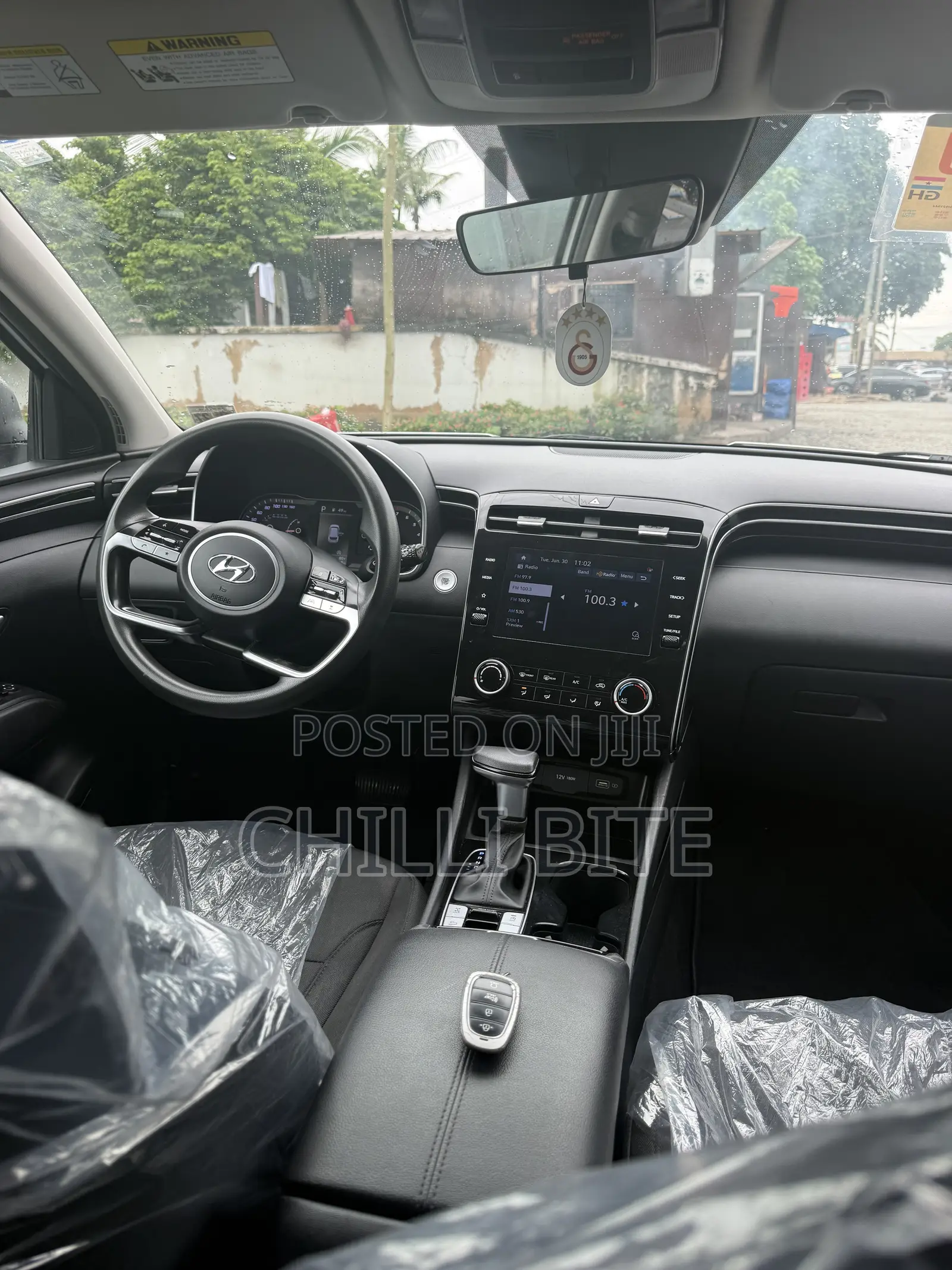 Hyundai Tucson SE 2022 White
