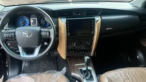 New Toyota Fortuner 2023 Black