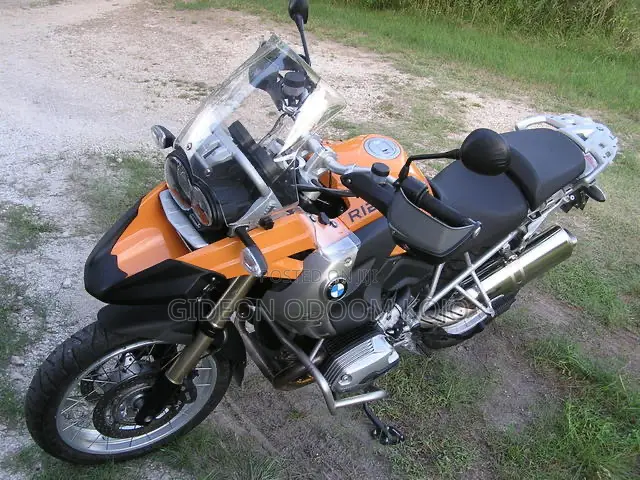 BMW R1200 GS Adventure 2017 Orange