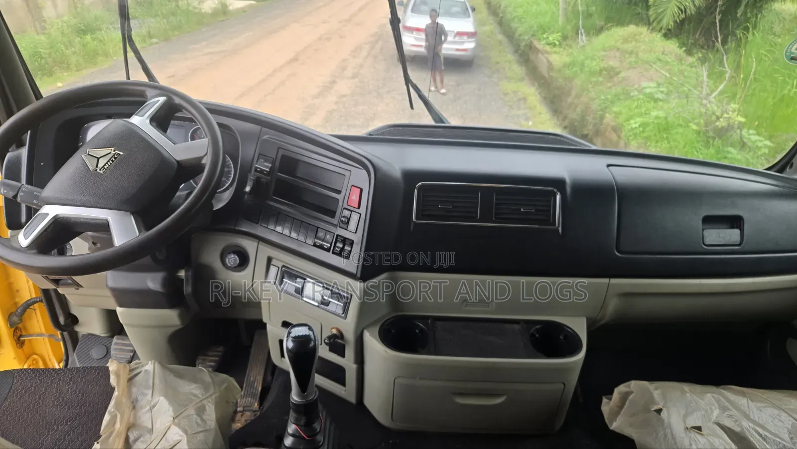 Sinotruk Howo 2020 Yellow