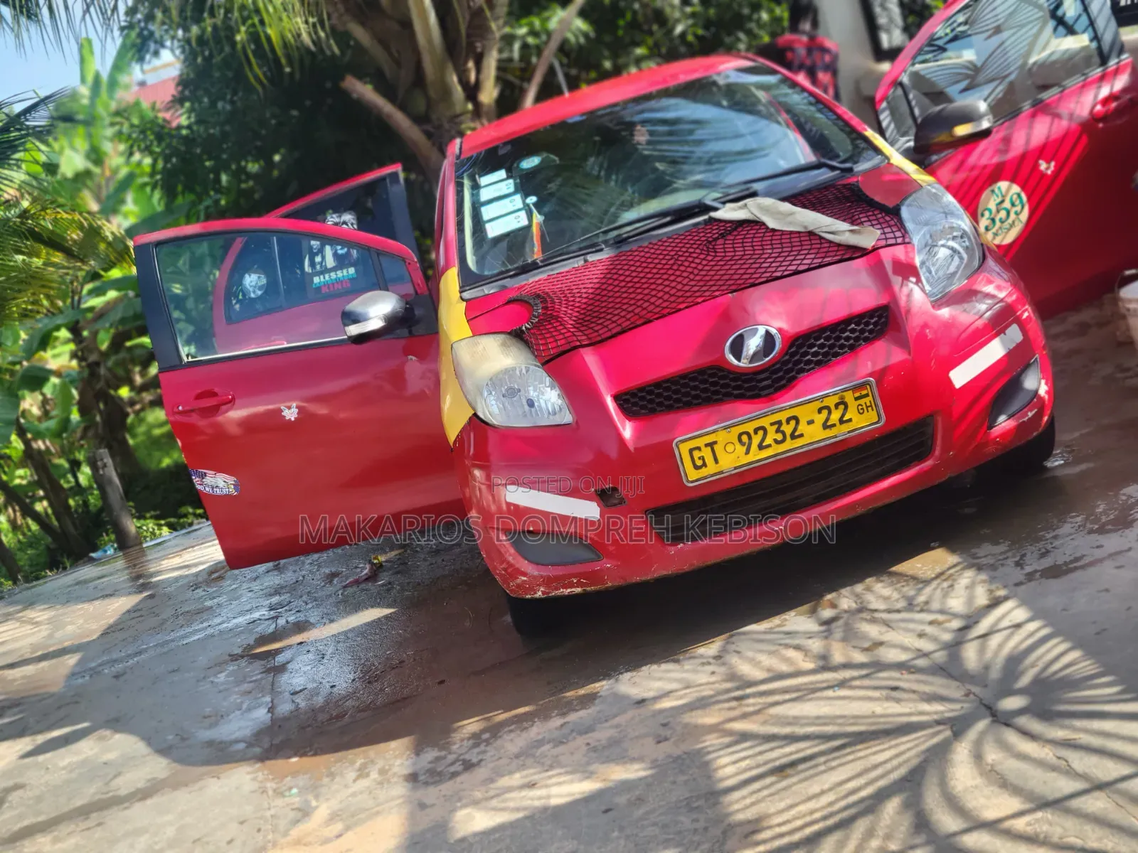 Toyota Vitz 2010 Red