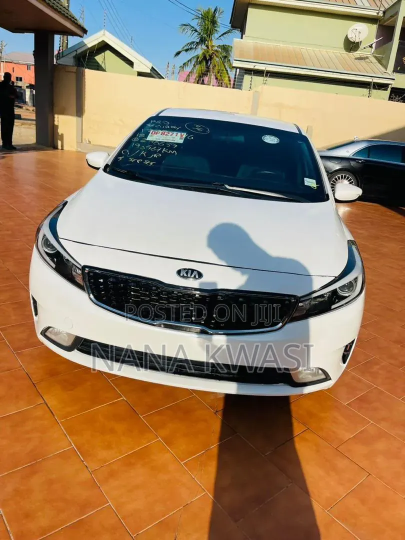 Kia Forte EX Sedan 2018 White