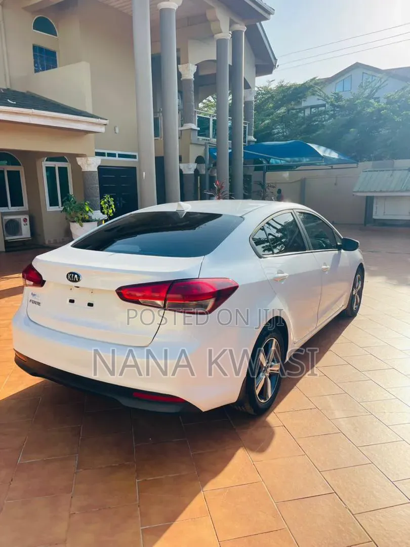 Kia Forte EX Sedan 2018 White