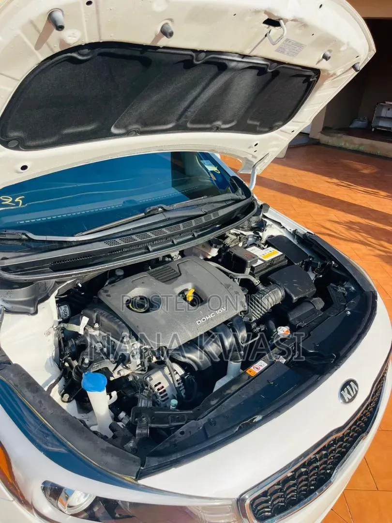 Kia Forte EX Sedan 2018 White