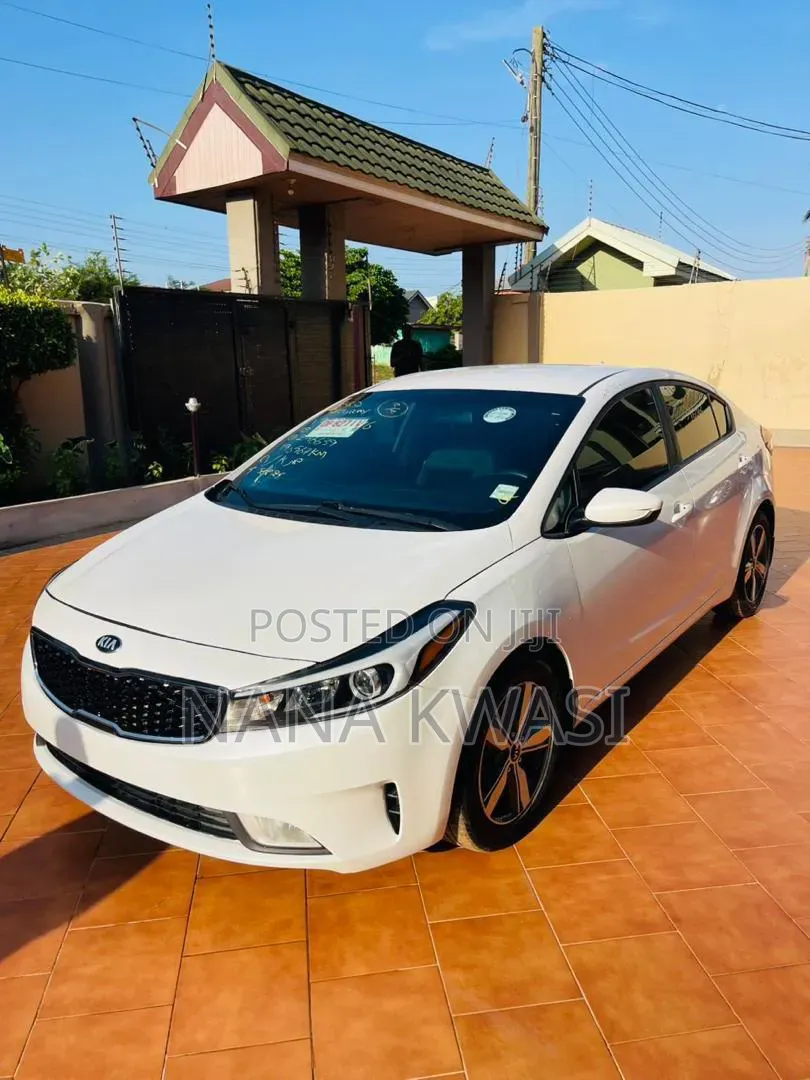 Kia Forte EX Sedan 2018 White