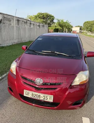 Toyota Yaris 1.3 VVT-i Automatic 2008 Red