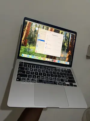 Laptop Apple MacBook Pro 2021 M1 16GB Apple M1 SSD 256GB