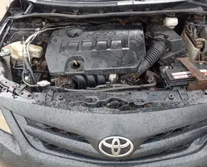 Toyota Corolla LE Special Edition 4dr Sedan (1.8L 4cyl 4A) 2013 Black