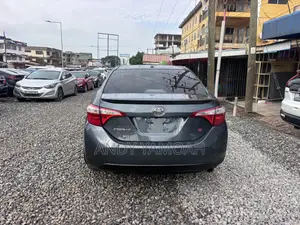 Toyota Corolla 2016 Gray
