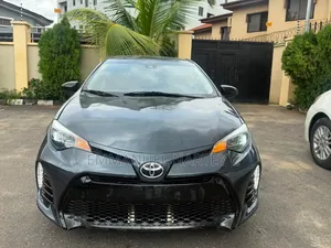 Toyota Corolla 2017 Gray