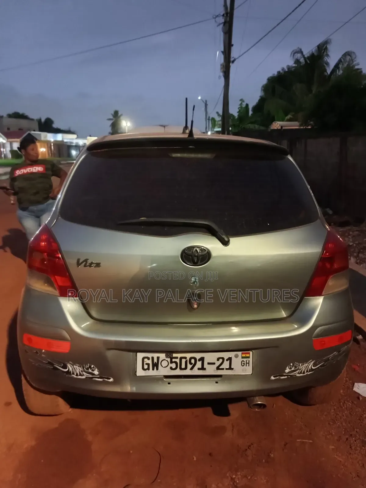Toyota Vitz 2008 Silver