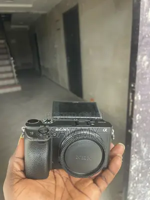 Sony A6400