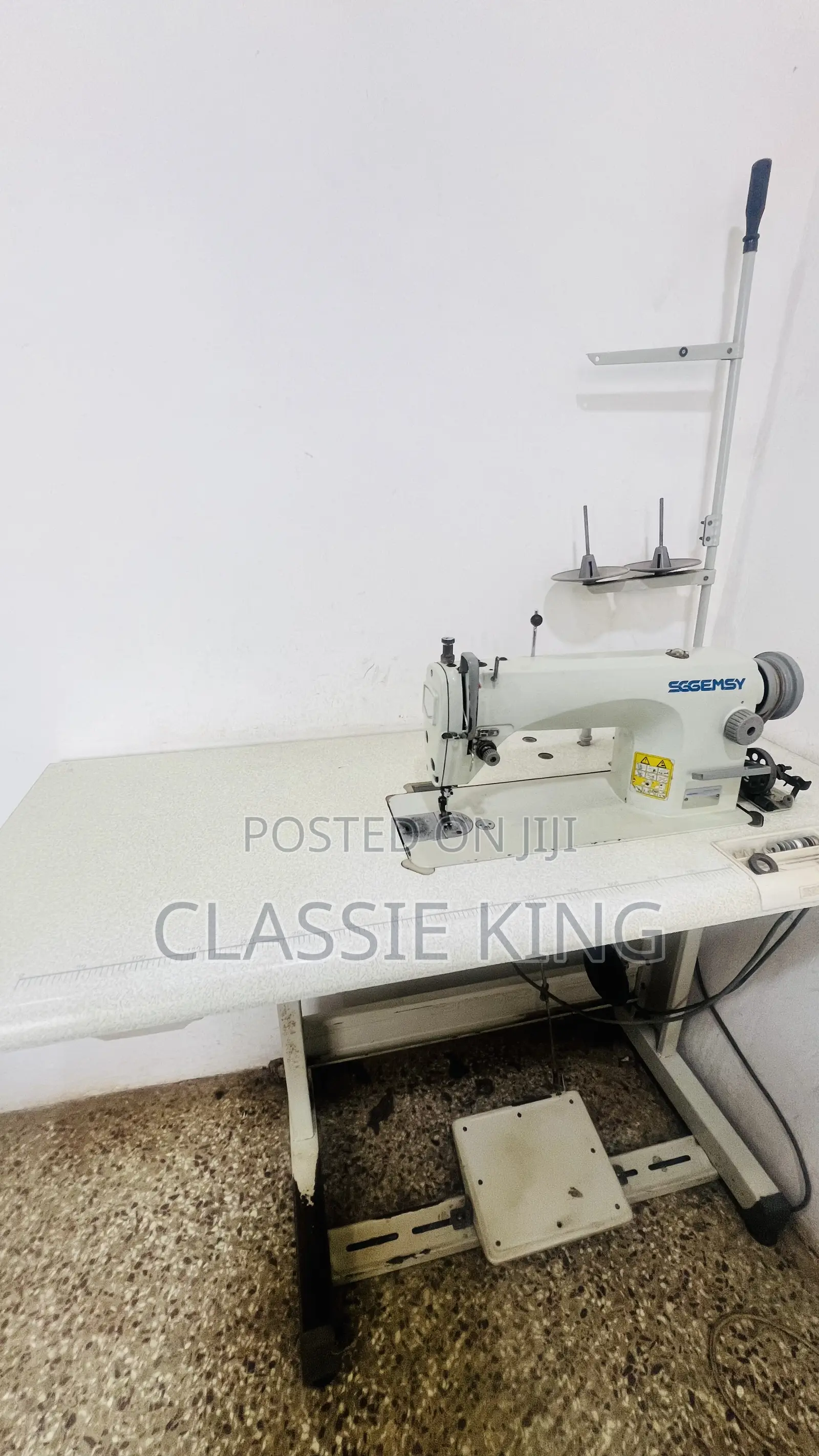 Industrial Sewing Machine