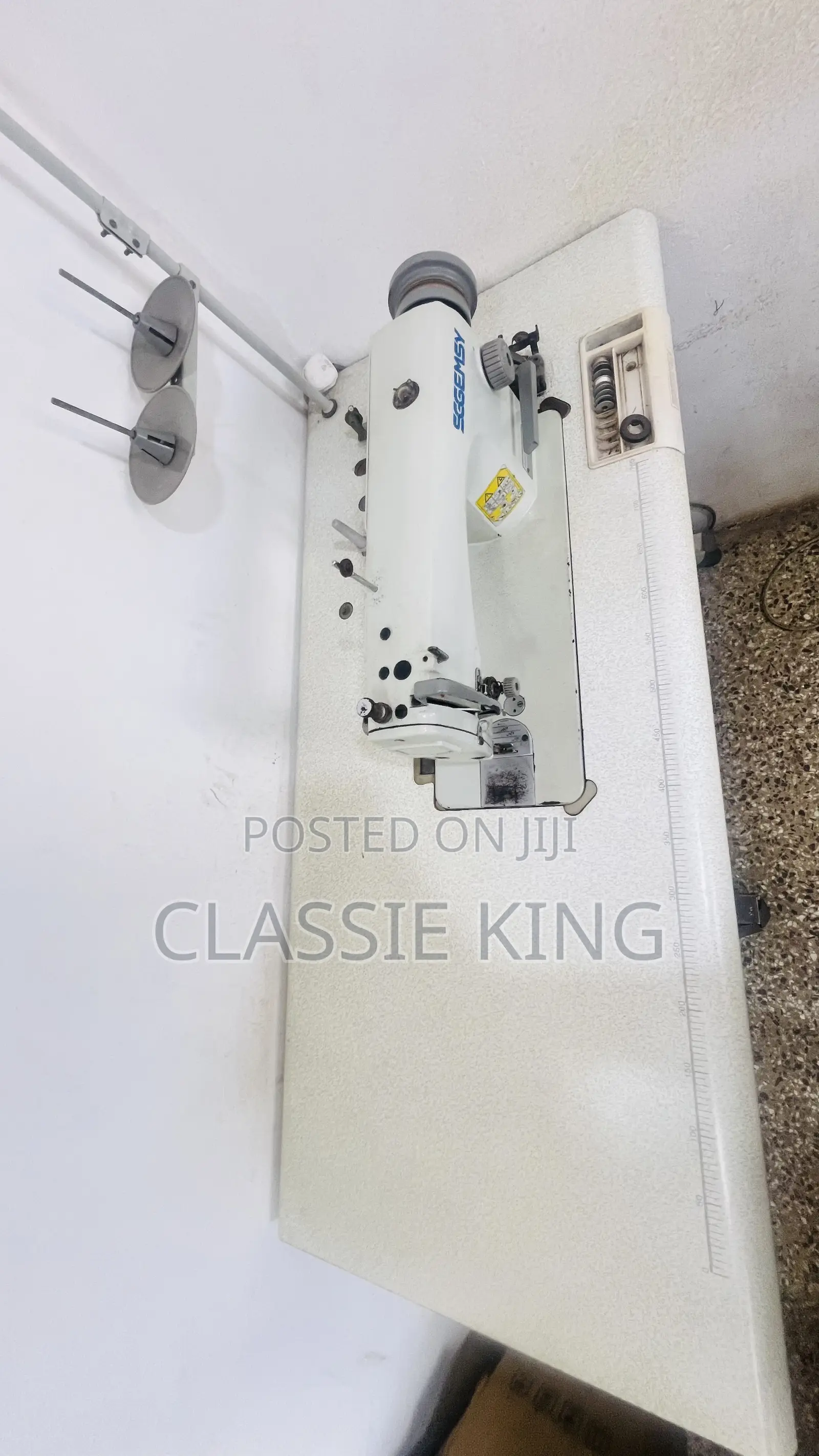Industrial Sewing Machine